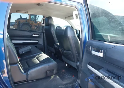 2015 Toyota Tundra Sr5 4.6L V8 z USA, uszkodzony, nr VIN 5TFEM5F13FX093149